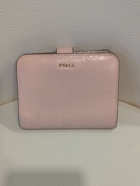 Furla Light Pink Saffiano Leather Wallet with Gold Logo Project Piece